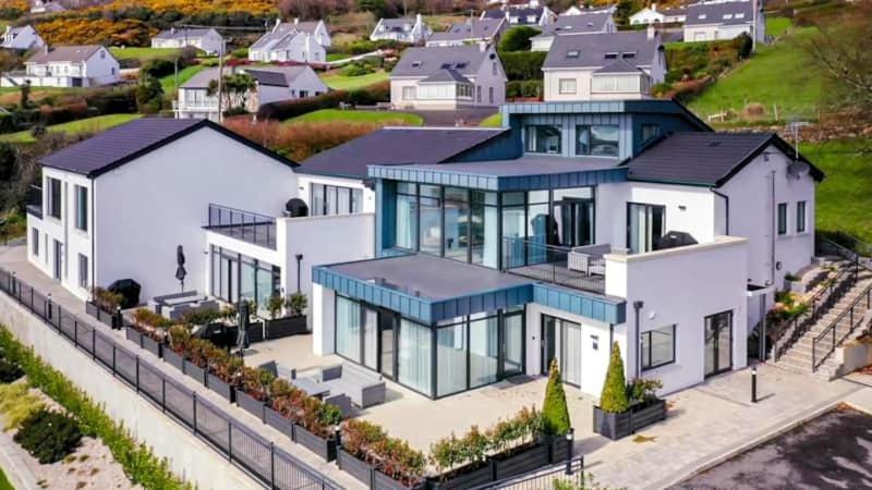 Bayview Luxury 4 Bedroom Penthouse Downings Esterno foto